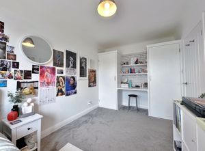 Photo 25- click for photo gallery